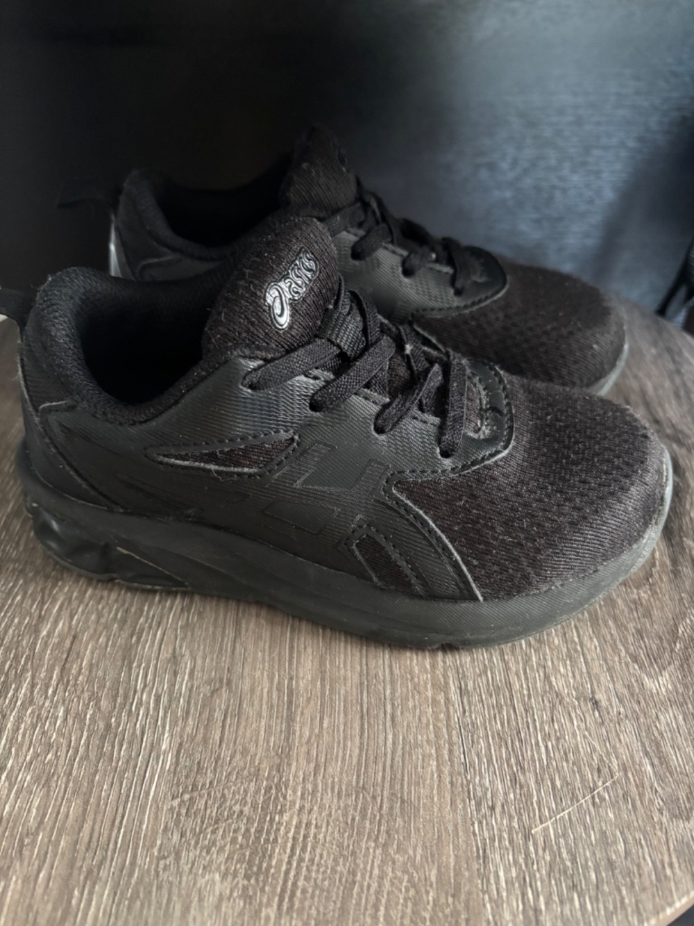 KIDS ASICS - Picture 2 of 3